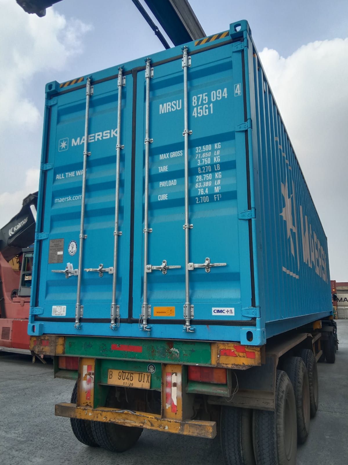 import-truck